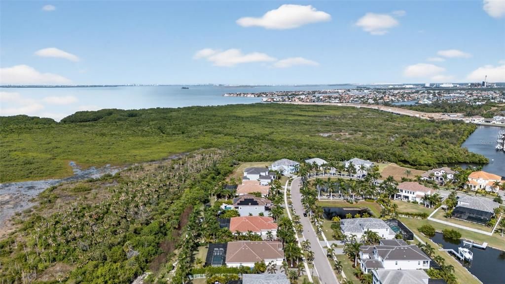 待售: $1,300,000 (4 贝兹, 3 浴室, 3225 平方英尺)