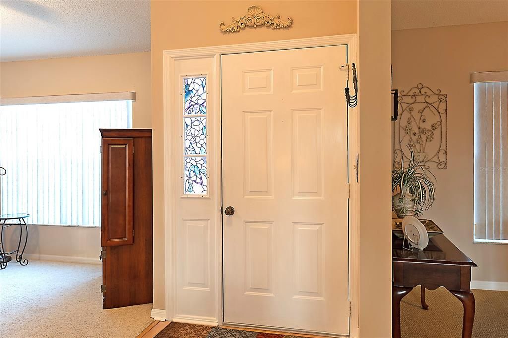 На продажу: $275,000 (2 спален, 2 ванн, 1433 Квадратных фут)