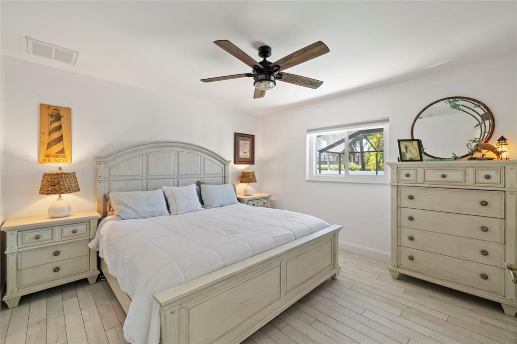 For Sale: $625,000 (3 beds, 2 baths, 2202 Square Feet)