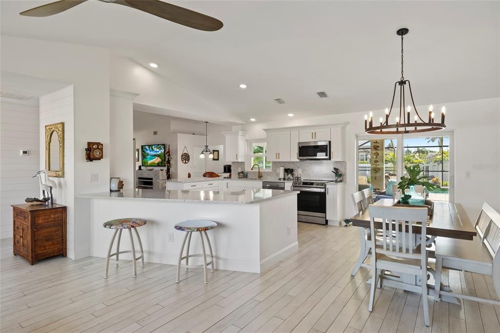 For Sale: $625,000 (3 beds, 2 baths, 2202 Square Feet)