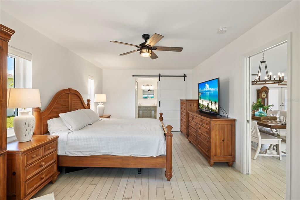 For Sale: $625,000 (3 beds, 2 baths, 2202 Square Feet)