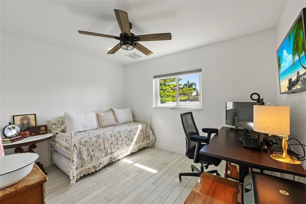 For Sale: $625,000 (3 beds, 2 baths, 2202 Square Feet)