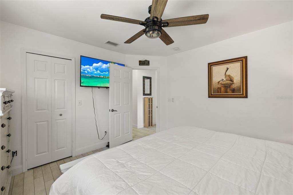 For Sale: $625,000 (3 beds, 2 baths, 2202 Square Feet)