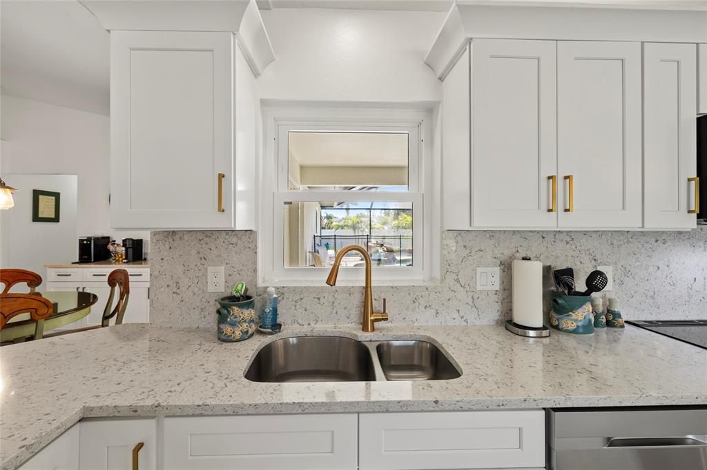 For Sale: $625,000 (3 beds, 2 baths, 2202 Square Feet)