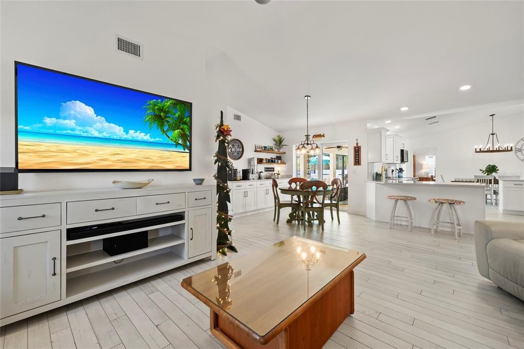 For Sale: $625,000 (3 beds, 2 baths, 2202 Square Feet)