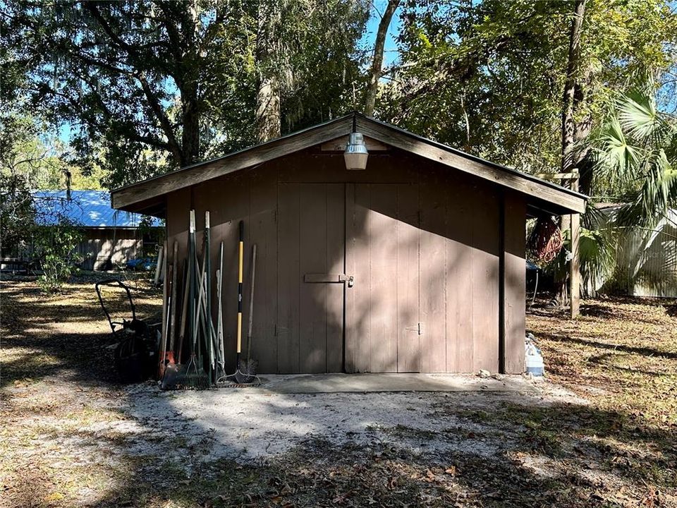 На продажу: $250,000 (2 спален, 1 ванн, 1256 Квадратных фут)