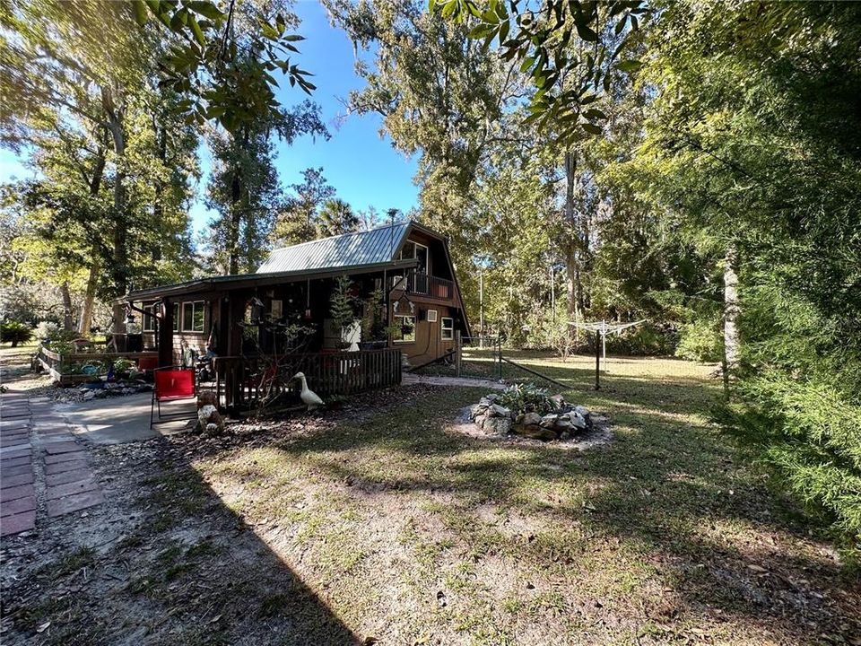 На продажу: $250,000 (2 спален, 1 ванн, 1256 Квадратных фут)