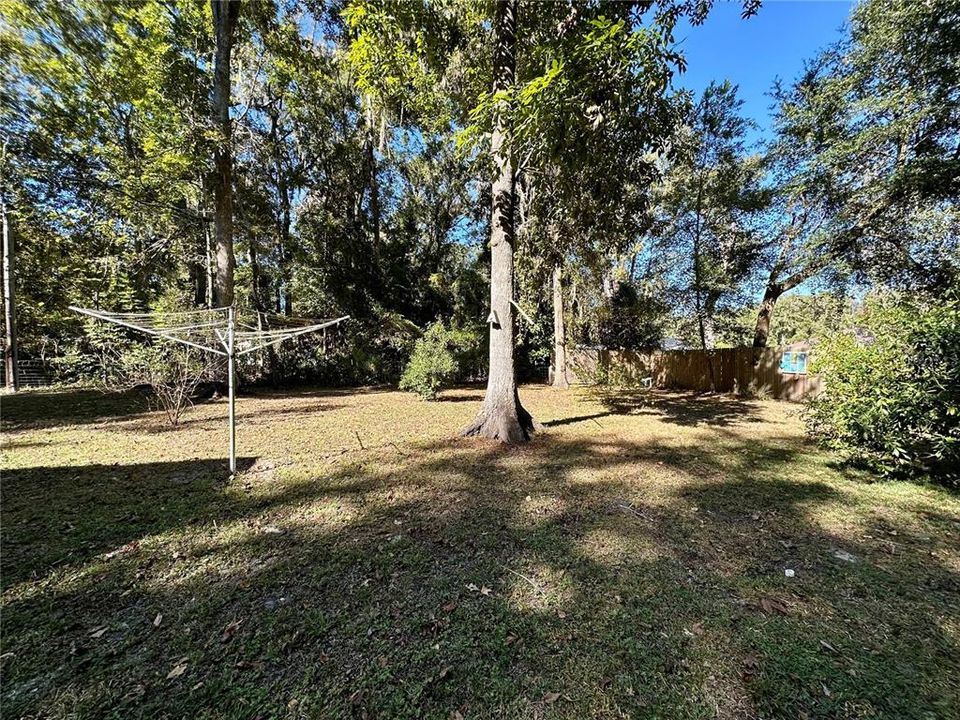 На продажу: $250,000 (2 спален, 1 ванн, 1256 Квадратных фут)