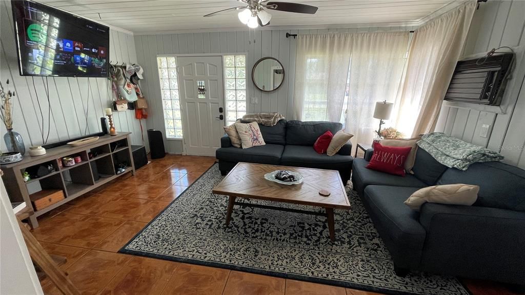 En Venta: $294,000 (3 camas, 1 baños, 1172 Pies cuadrados)