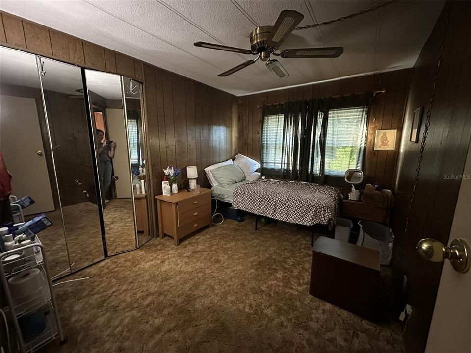 合同活跃: $124,900 (3 贝兹, 2 浴室, 1338 平方英尺)