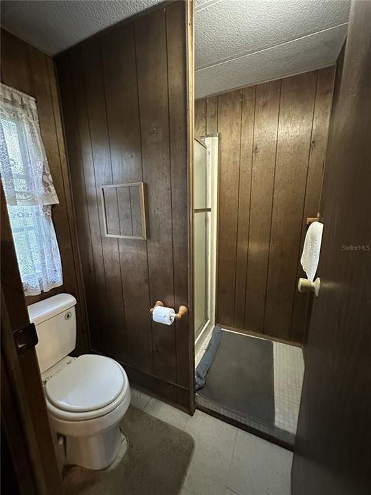 合同活跃: $124,900 (3 贝兹, 2 浴室, 1338 平方英尺)