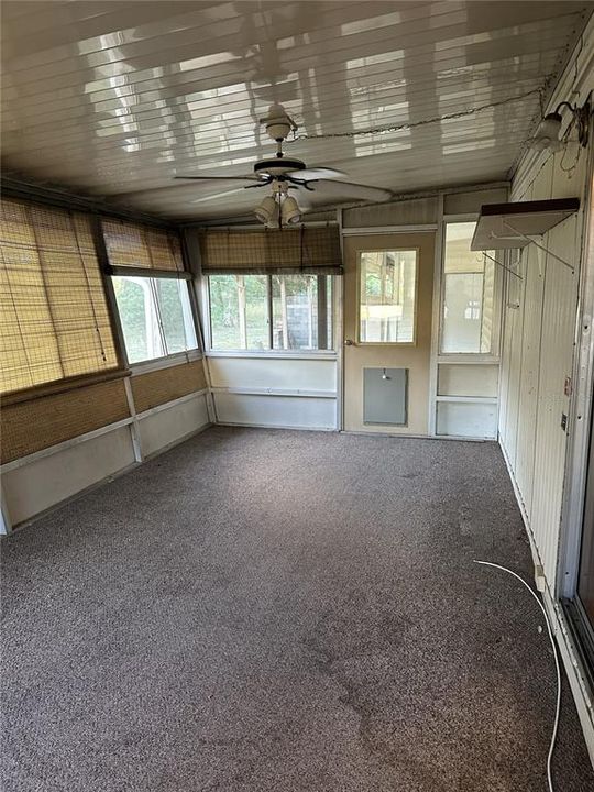 合同活跃: $124,900 (3 贝兹, 2 浴室, 1338 平方英尺)