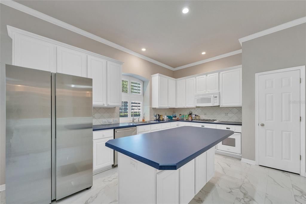 待售: $640,000 (4 贝兹, 3 浴室, 3001 平方英尺)