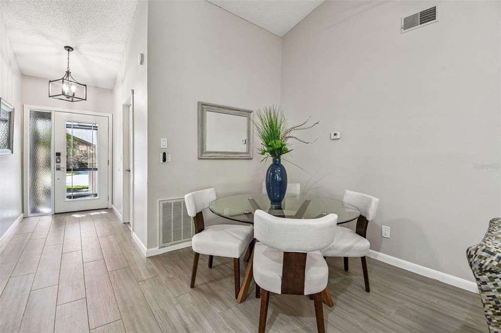 Active With Contract: $359,900 (2 beds, 2 baths, 1099 Square Feet)