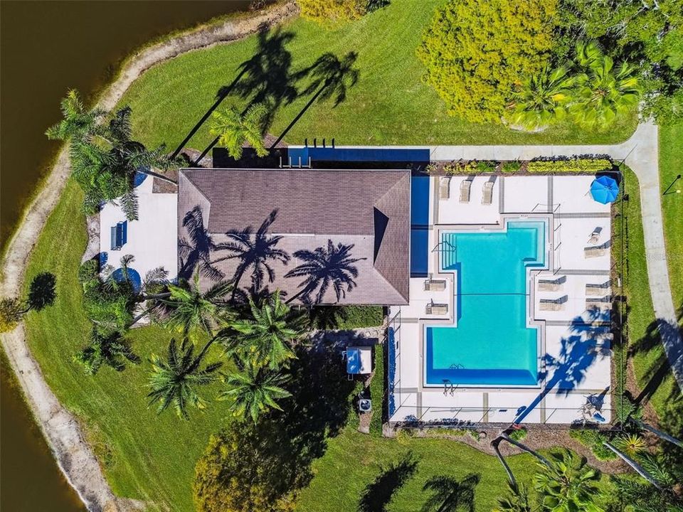 Active With Contract: $359,900 (2 beds, 2 baths, 1099 Square Feet)