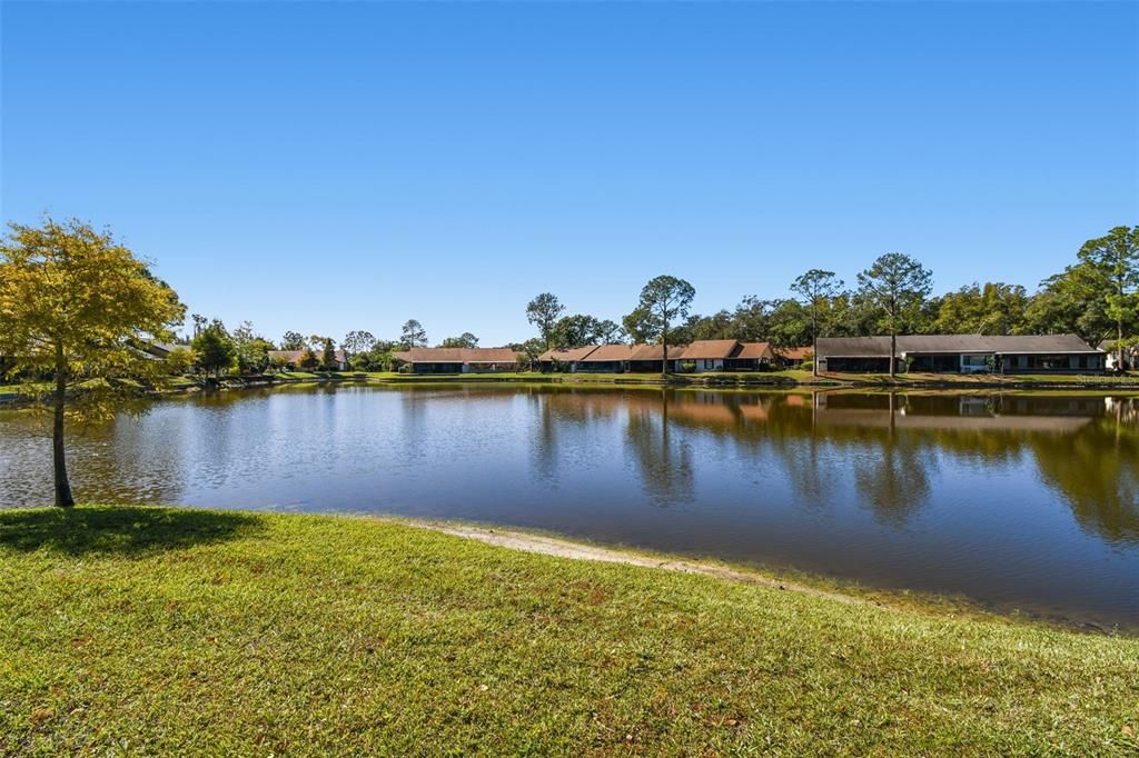 Active With Contract: $359,900 (2 beds, 2 baths, 1099 Square Feet)