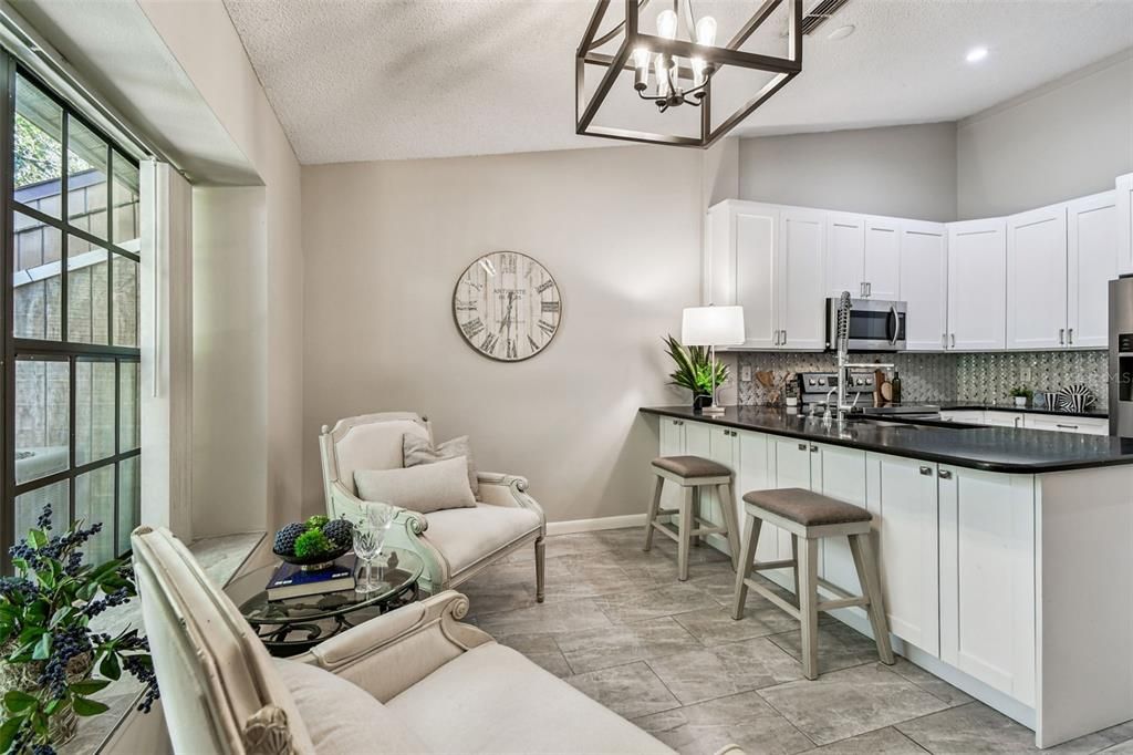 Active With Contract: $359,900 (2 beds, 2 baths, 1099 Square Feet)