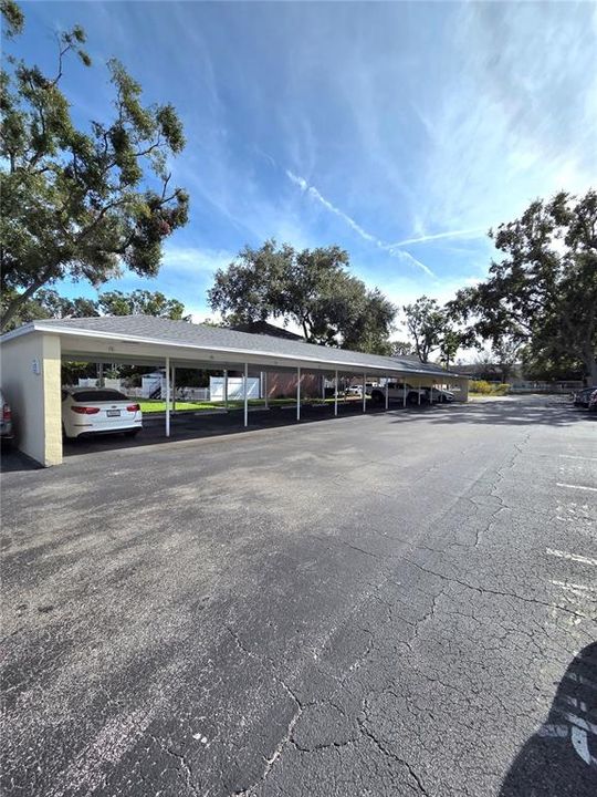 For Sale: $179,900 (2 beds, 1 baths, 877 Square Feet)