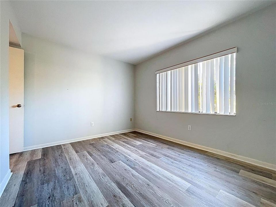 For Sale: $220,000 (2 beds, 2 baths, 1142 Square Feet)