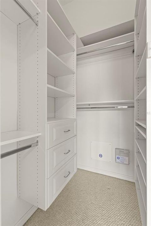 Active With Contract: $2,000 (2 beds, 2 baths, 1240 Square Feet)