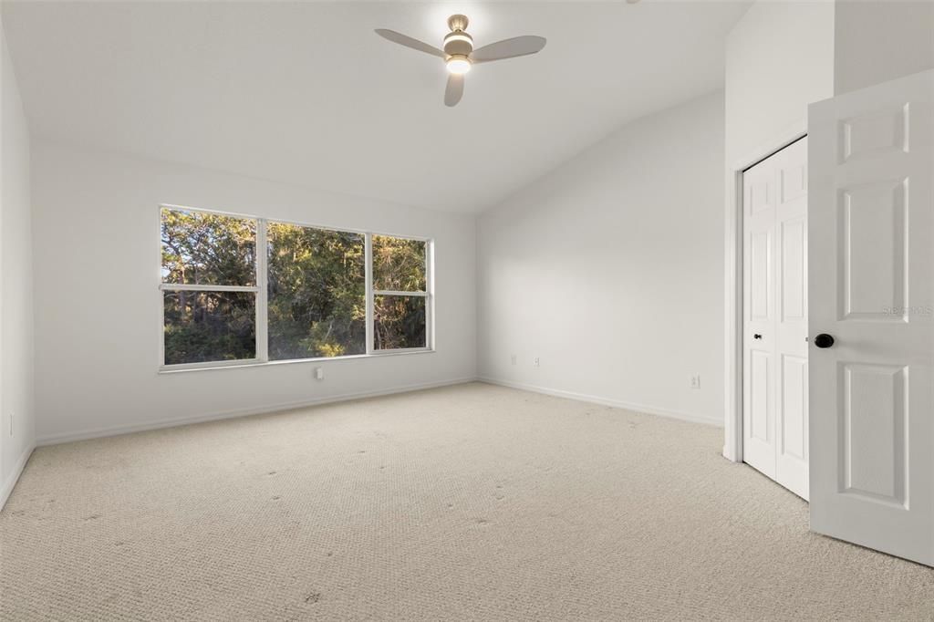 Active With Contract: $2,000 (2 beds, 2 baths, 1240 Square Feet)