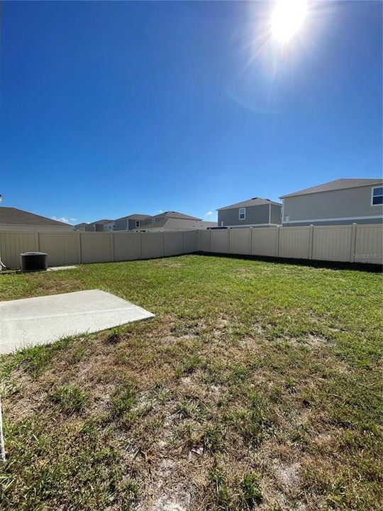 En Renta: $2,800 (5 camas, 3 baños, 2471 Pies cuadrados)