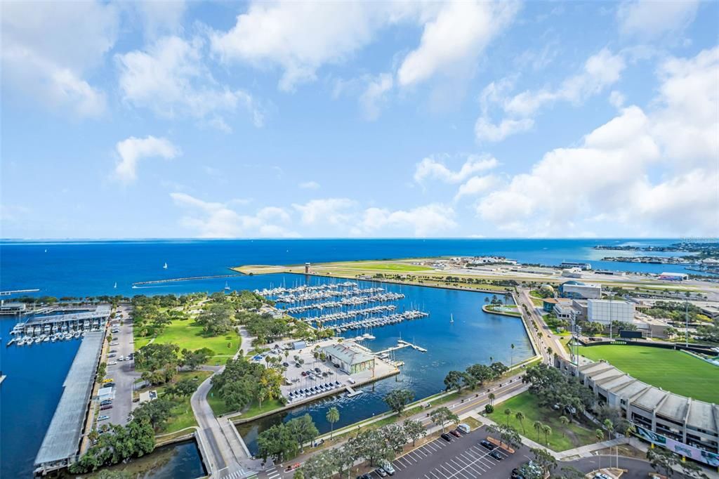 For Sale: $849,900 (3 beds, 2 baths, 1925 Square Feet)