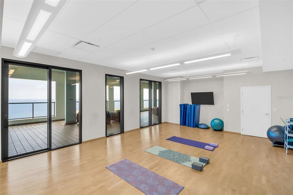 For Sale: $849,900 (3 beds, 2 baths, 1925 Square Feet)