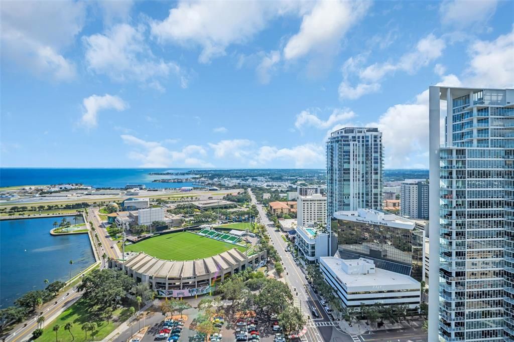 For Sale: $849,900 (3 beds, 2 baths, 1925 Square Feet)