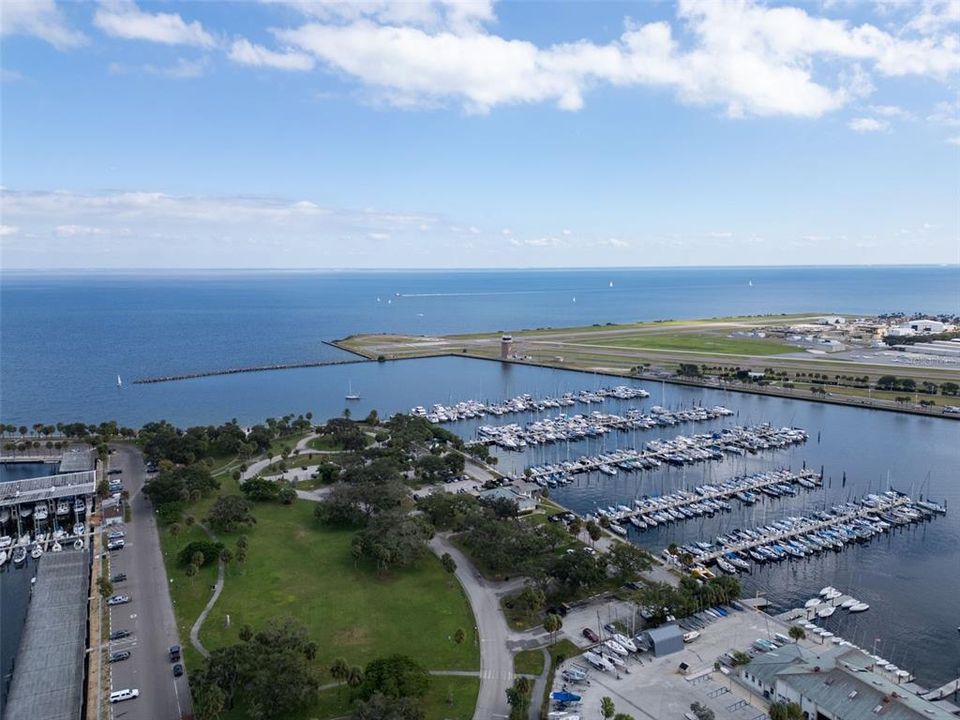 For Sale: $849,900 (3 beds, 2 baths, 1925 Square Feet)