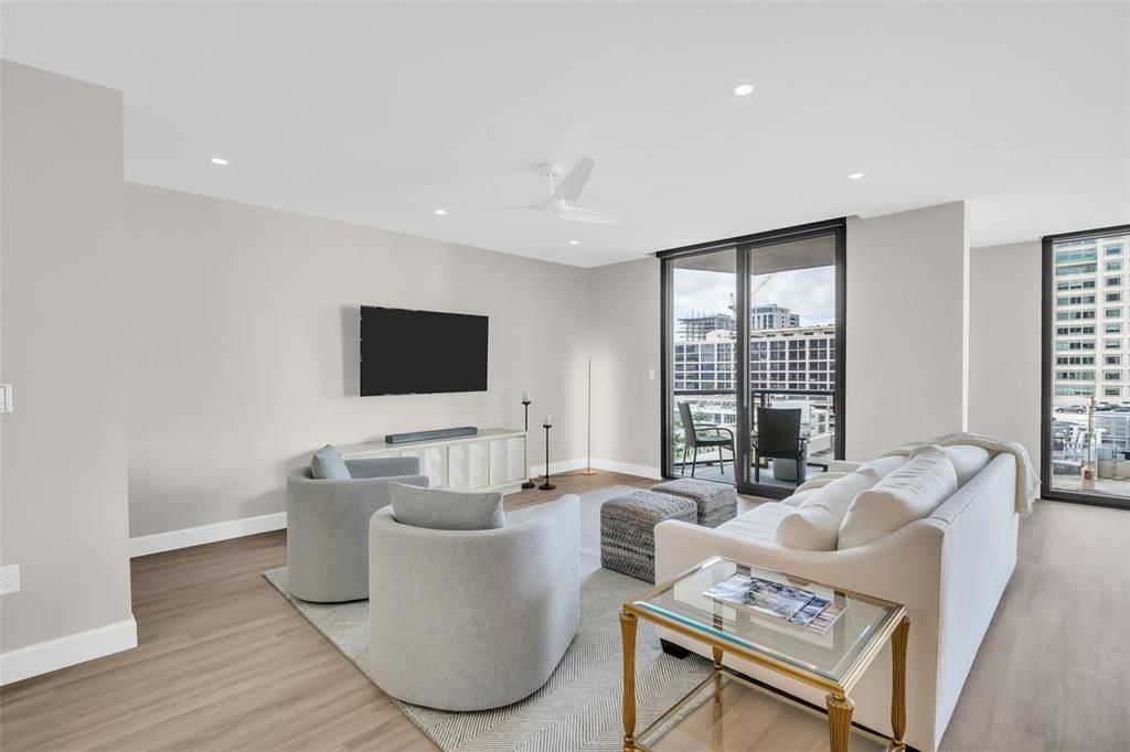 For Sale: $849,900 (3 beds, 2 baths, 1925 Square Feet)