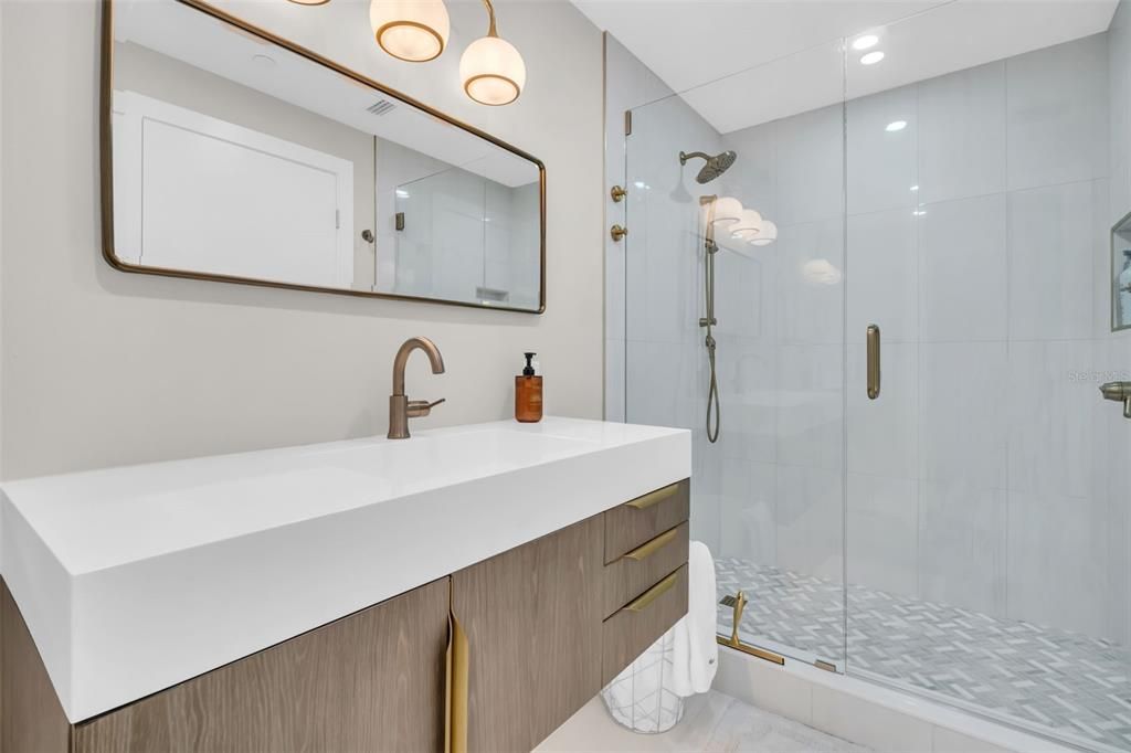 For Sale: $849,900 (3 beds, 2 baths, 1925 Square Feet)