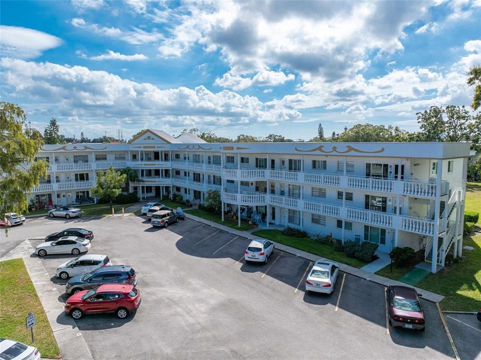 На продажу: $131,900 (2 спален, 2 ванн, 1100 Квадратных фут)