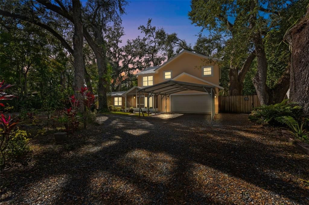 待售: $640,000 (4 贝兹, 2 浴室, 2460 平方英尺)