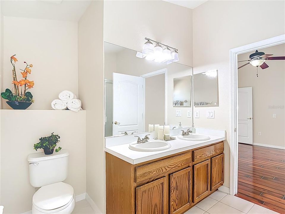 待售: $345,000 (3 贝兹, 2 浴室, 1578 平方英尺)