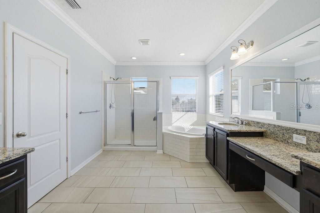 For Sale: $849,000 (4 beds, 3 baths, 2918 Square Feet)