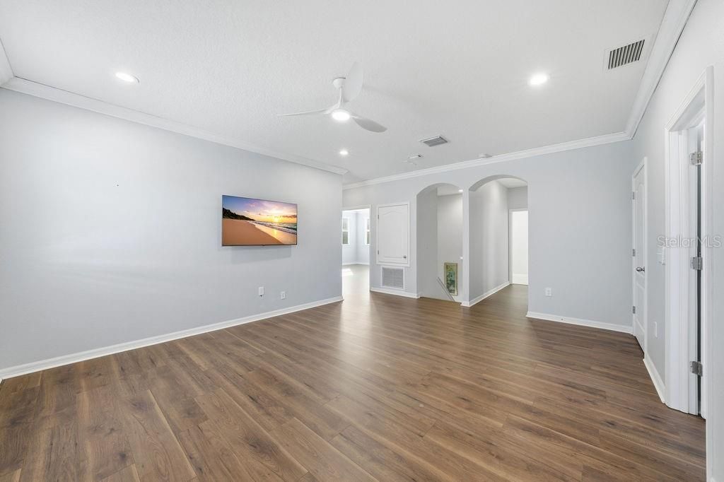 For Sale: $849,000 (4 beds, 3 baths, 2918 Square Feet)