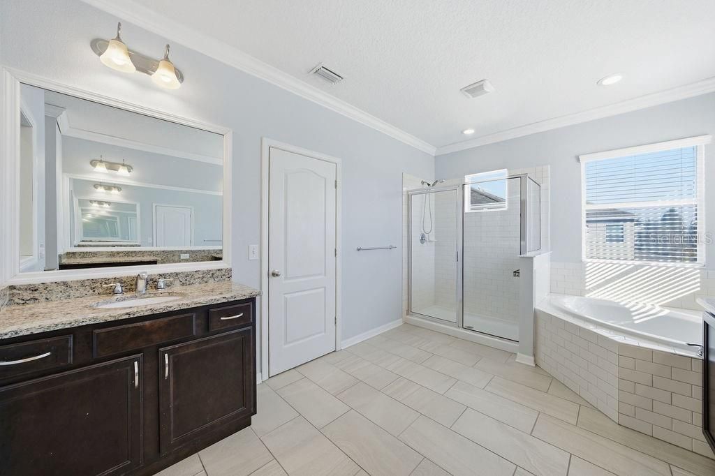 For Sale: $849,000 (4 beds, 3 baths, 2918 Square Feet)