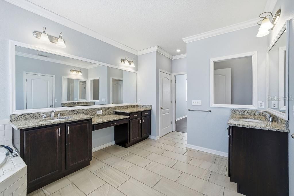 For Sale: $849,000 (4 beds, 3 baths, 2918 Square Feet)