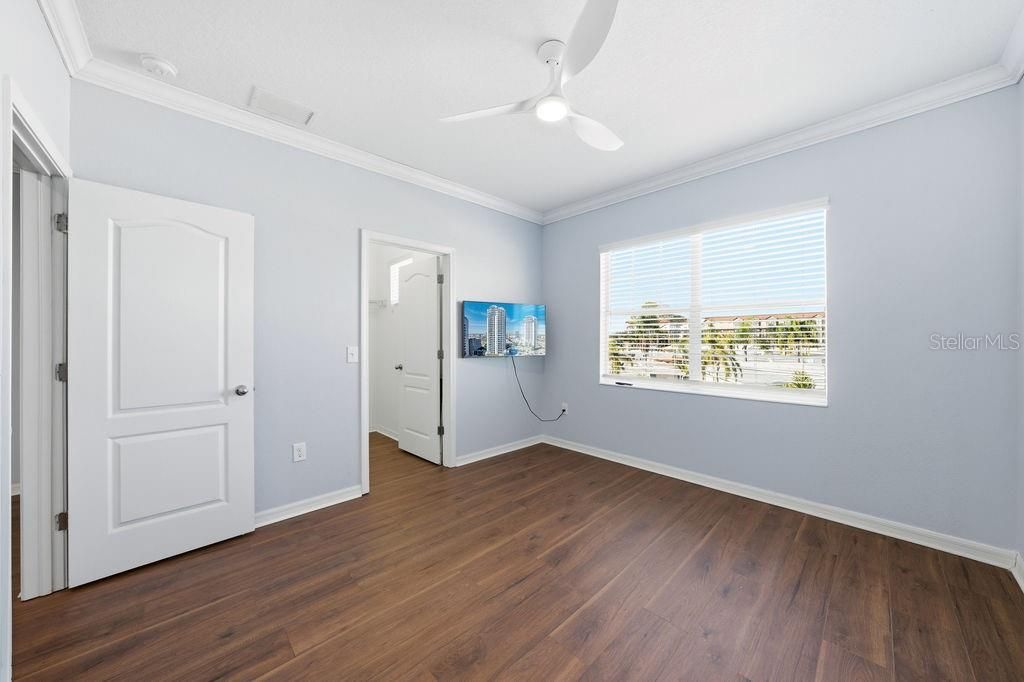 For Sale: $849,000 (4 beds, 3 baths, 2918 Square Feet)