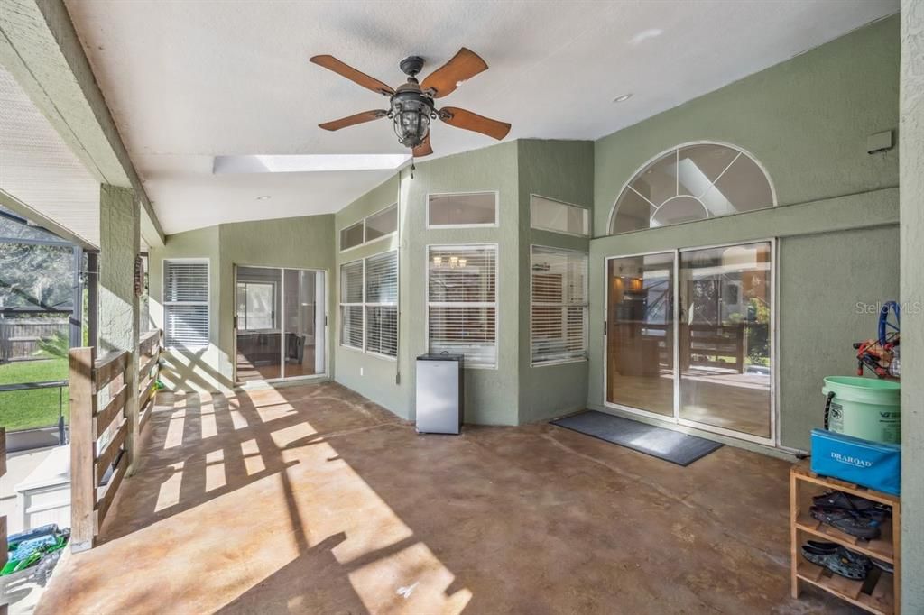 Active With Contract: $650,000 (4 beds, 3 baths, 3008 Square Feet)