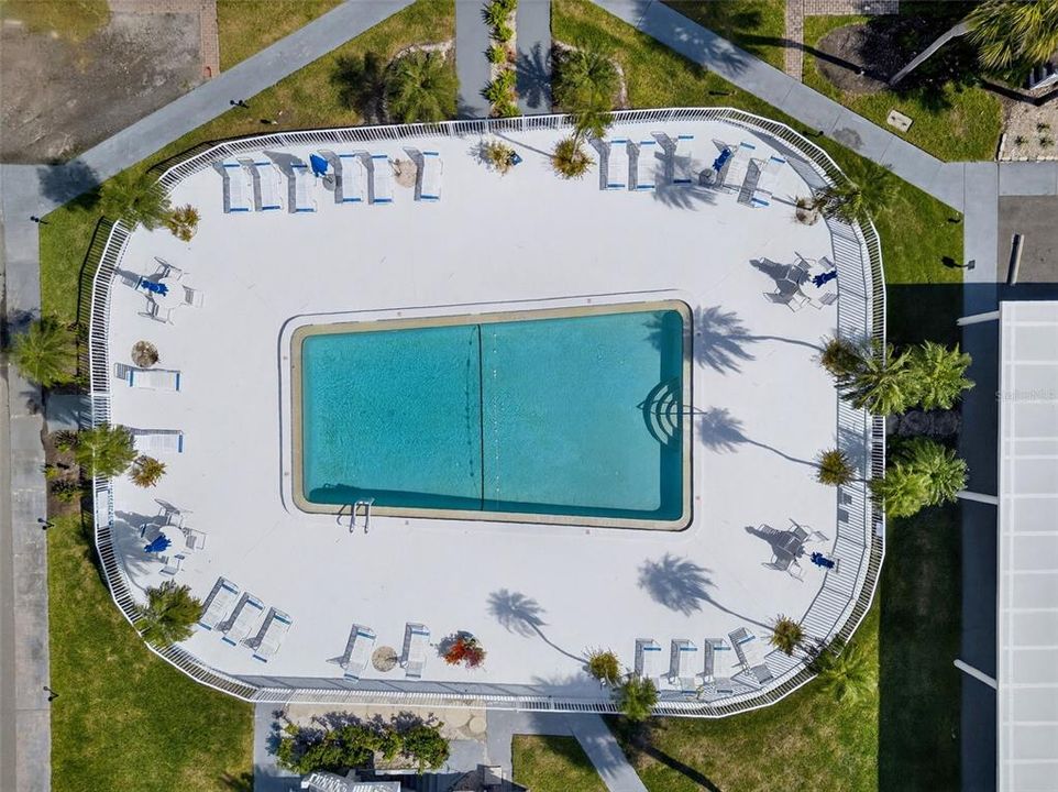 For Sale: $515,000 (1 beds, 1 baths, 778 Square Feet)