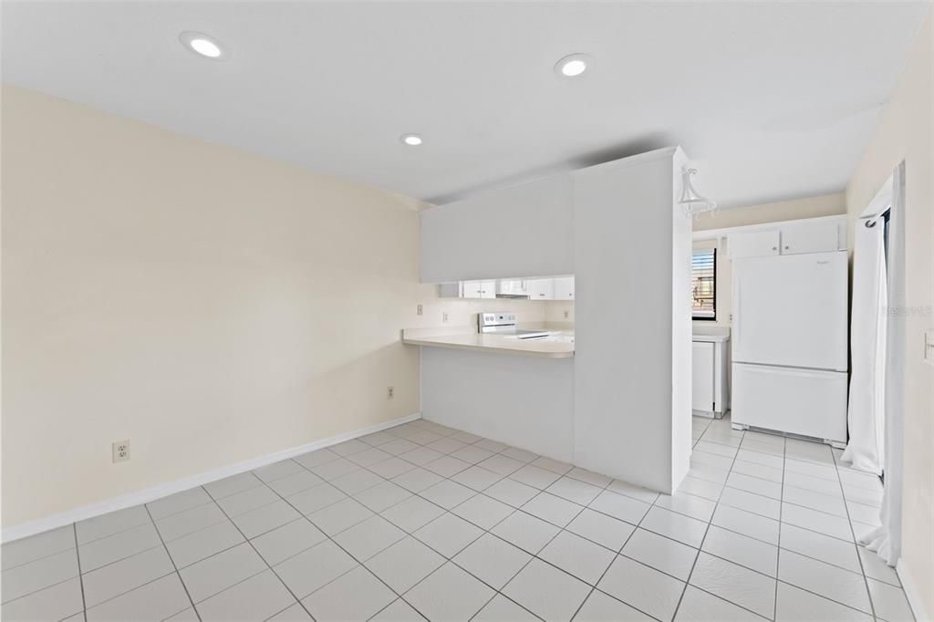 待售: $244,900 (3 贝兹, 2 浴室, 1478 平方英尺)