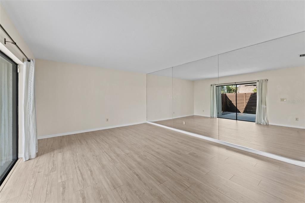 待售: $244,900 (3 贝兹, 2 浴室, 1478 平方英尺)