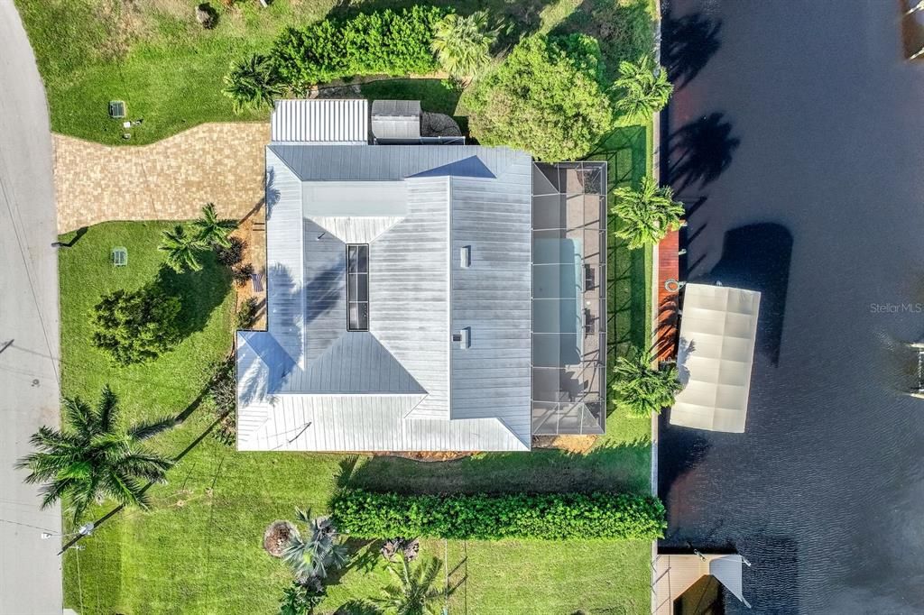 For Sale: $795,000 (3 beds, 2 baths, 2222 Square Feet)