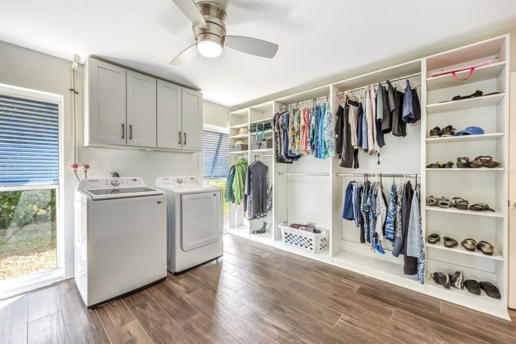 For Sale: $795,000 (3 beds, 2 baths, 2222 Square Feet)