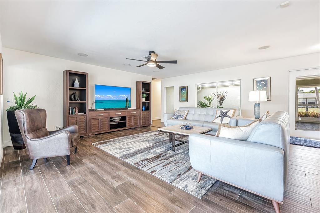 For Sale: $795,000 (3 beds, 2 baths, 2222 Square Feet)