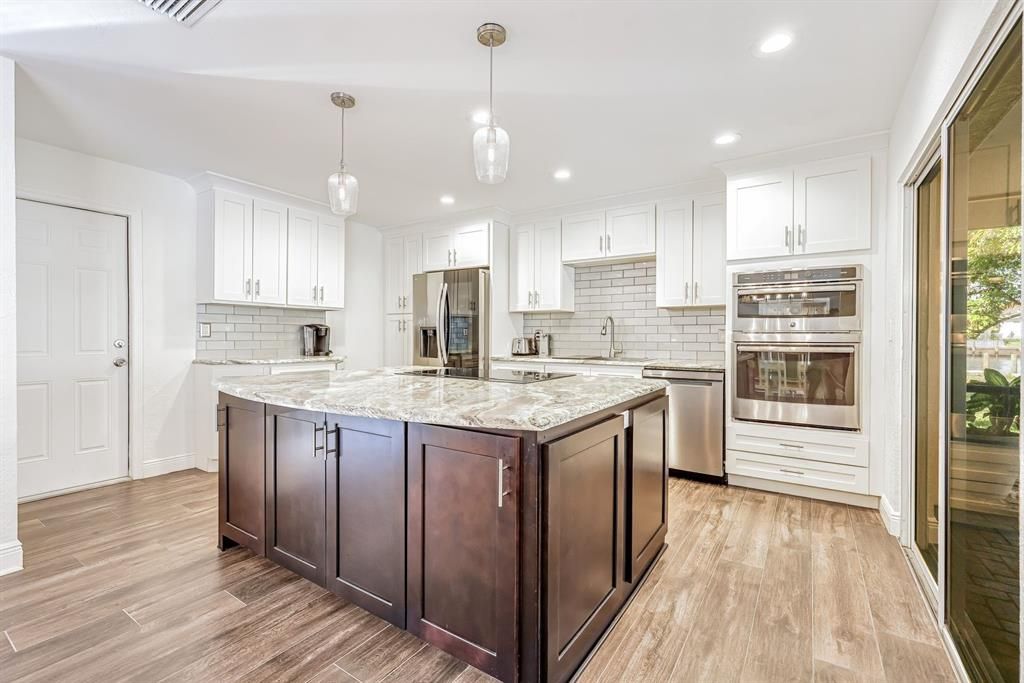 For Sale: $795,000 (3 beds, 2 baths, 2222 Square Feet)