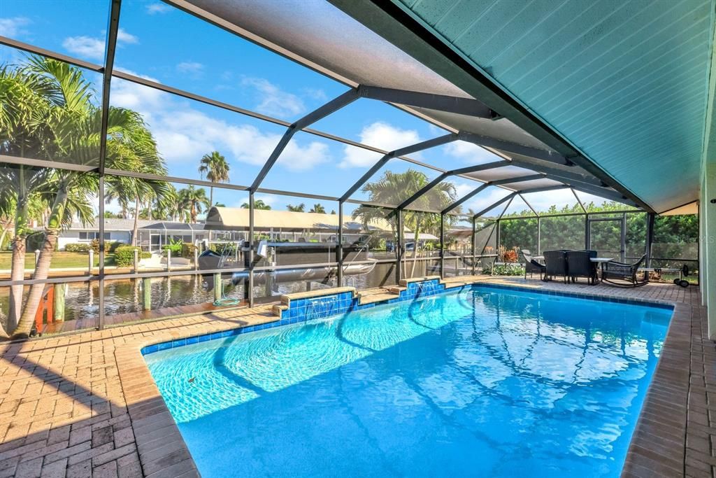 For Sale: $795,000 (3 beds, 2 baths, 2222 Square Feet)