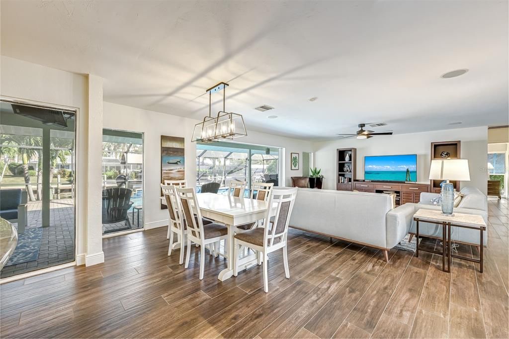 For Sale: $795,000 (3 beds, 2 baths, 2222 Square Feet)